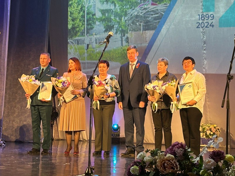 На территории Ленинского округа прошла окружная праздничная программа «Живая память поколений»   .