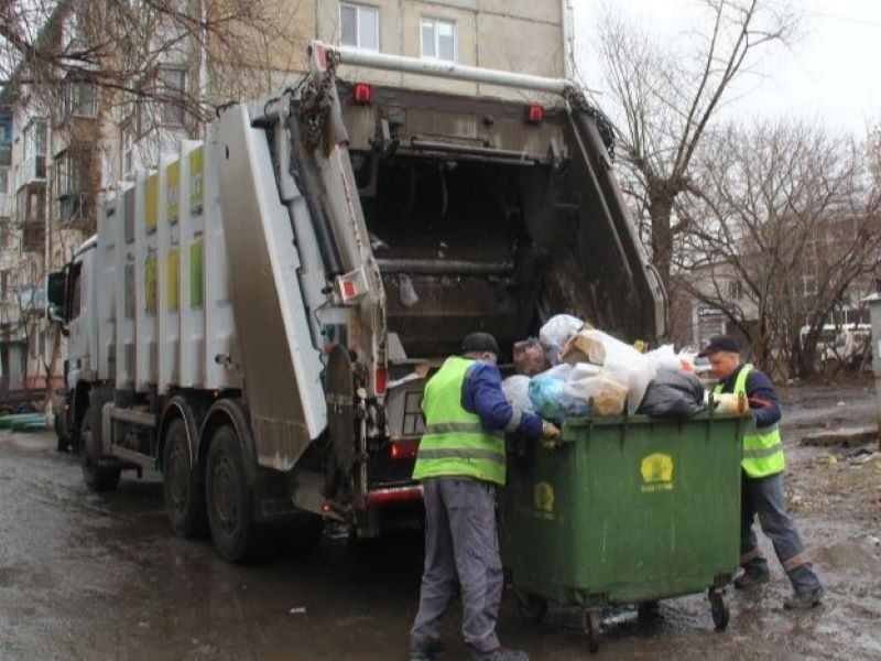 Сергей Шелест: «Около 30% юридических лиц не имеют договоров на вывоз отходов с региональным оператором».