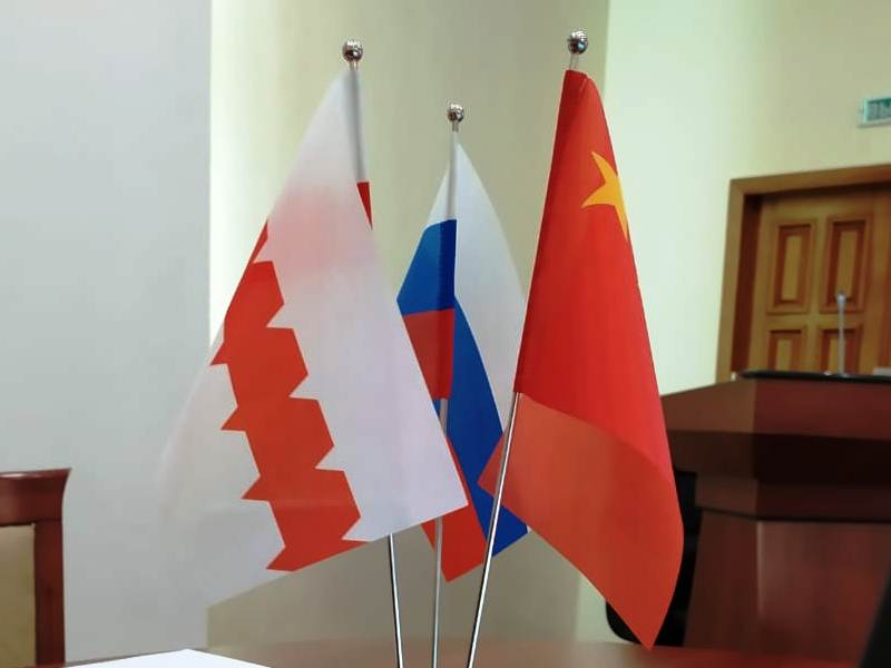 В Омске поздравили китайские города-побратимы с Новым годом.