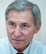 Мурат Шакенович Адырбаев (родился в 1943 году).