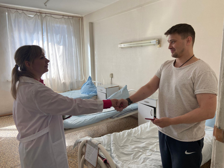 В голосовании за объекты благоустройства приняли участие медики Кировского округа.