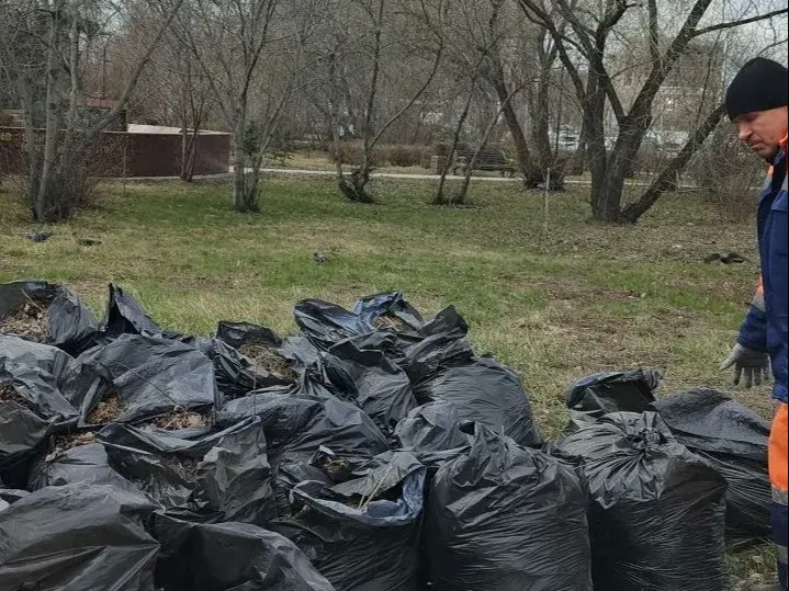 В Октябрьском округе в среднике приняли участие более тысячи человек.